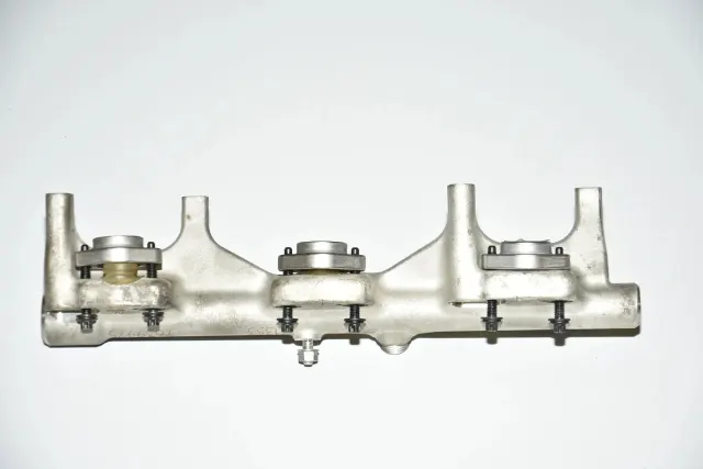 Left Side Fuel Rail
