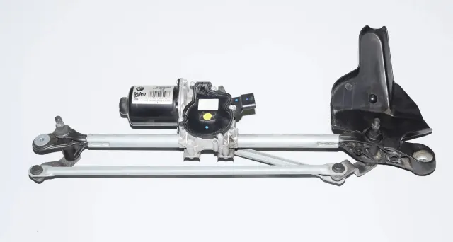 Front Windshield Wiper Mechanism