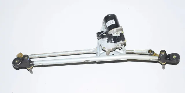 Front Windshield Wiper Mechanism