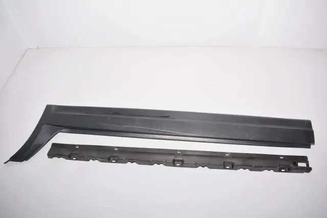 Left Side Plastic Sideskirt Cover