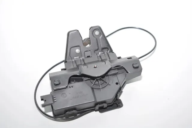 Tailgate Boot Lock