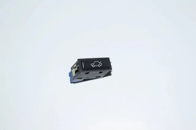 Tailgate Open Switch