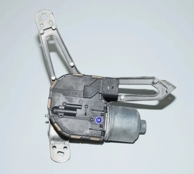 Front Windshield Wiper Mechanism