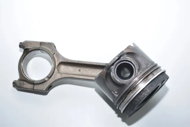 Piston