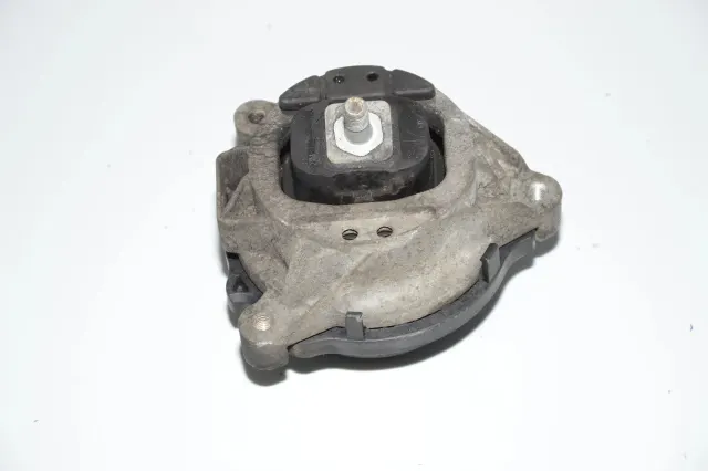 Left Side Engine Mount