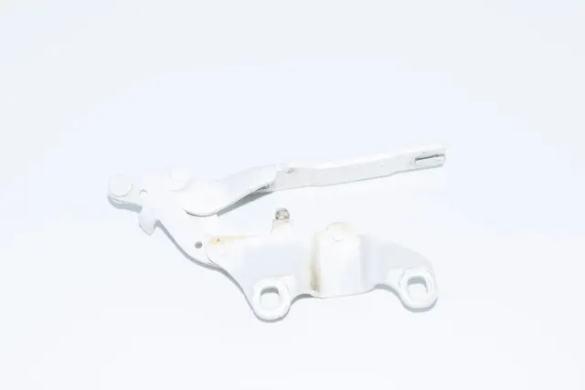 Front Right Bonnet Hinge
