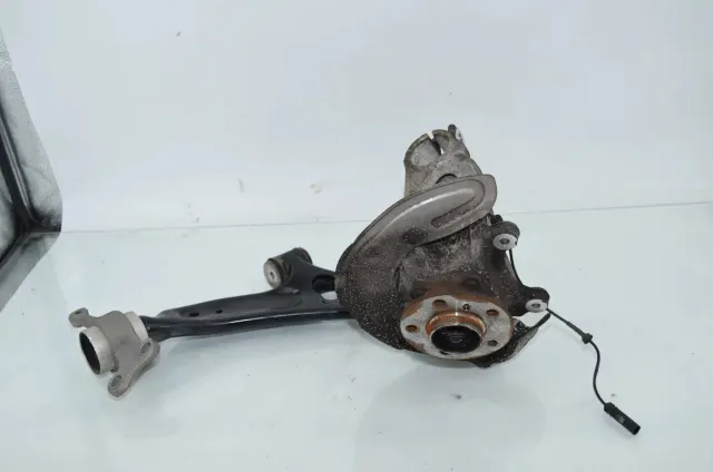 Front Right Wheel Hub