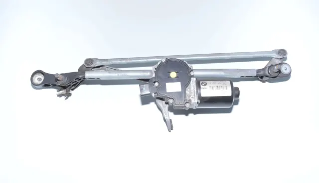 Front Windshield Wiper Mechanism