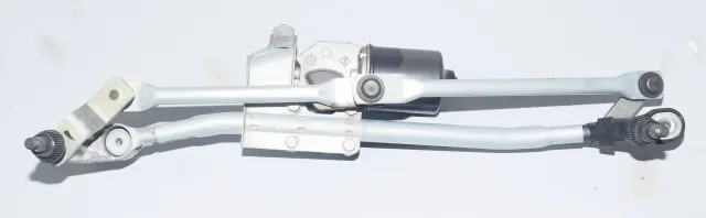 Front Windshield Wiper Mechanism