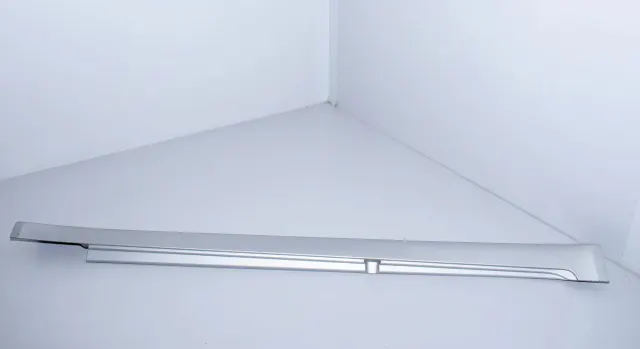 Right Side Plastic Sideskirt Cover