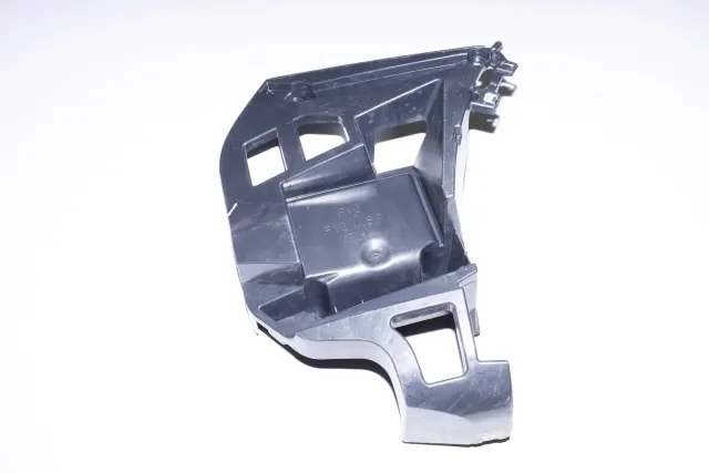 Rear Right Bumper Bracket