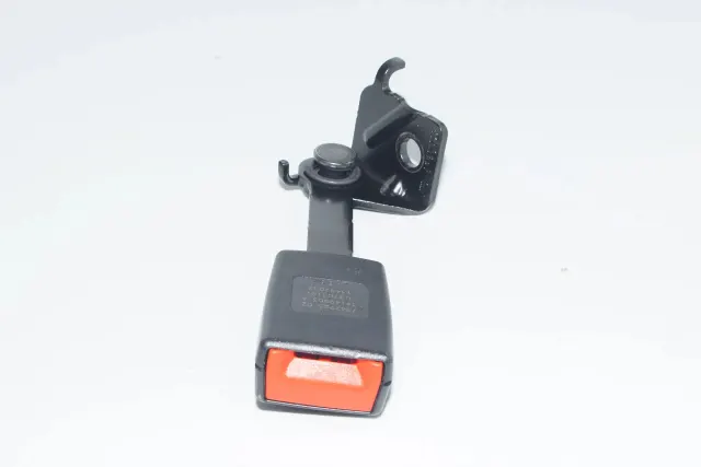 Rear Left Seat Buckle