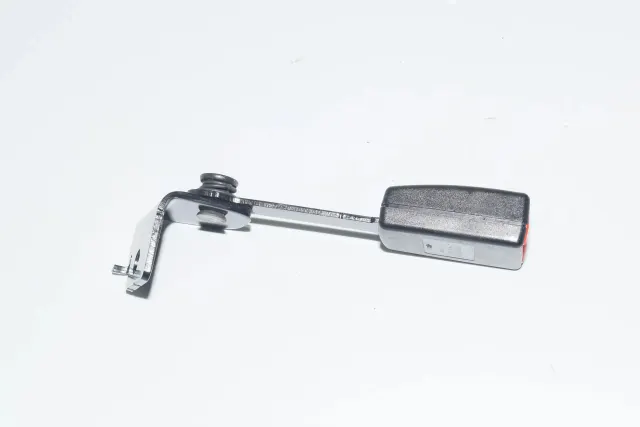 Rear Right Seat Buckle