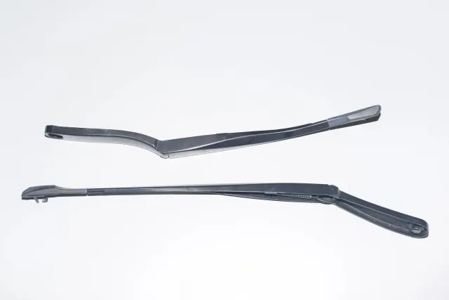 Front Wiper Arms