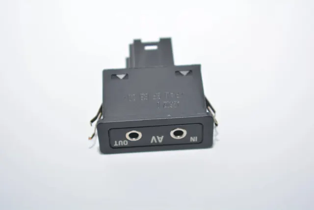 USB/AUX-In Socket Port