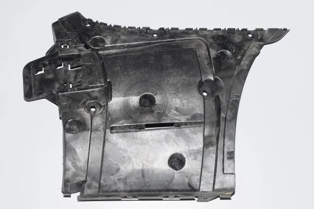 Rear Right Bumper Bracket