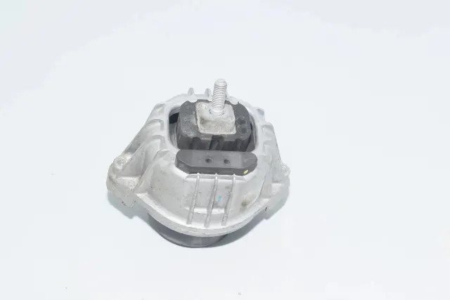 Right Side Engine Mount