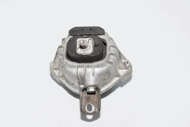 Left Side Engine Mount