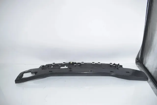 Rear Bumper Middle Bracket