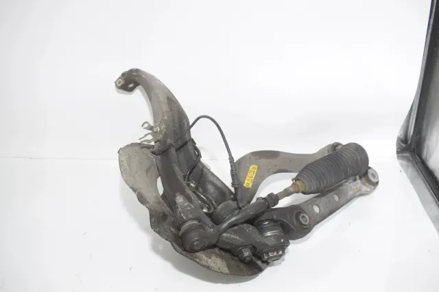 Front Right Wheel Hub
