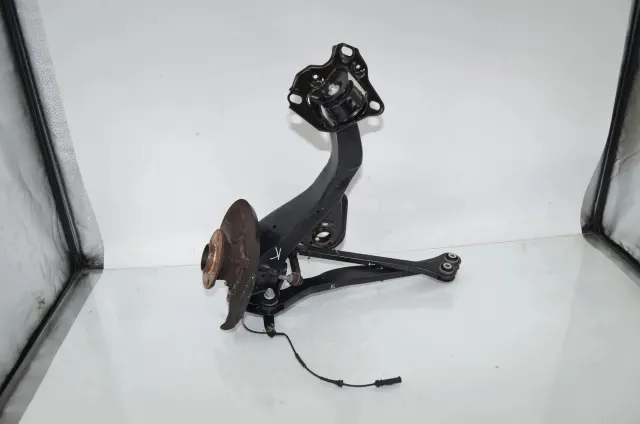 Rear Left Wheel Hub Spindle