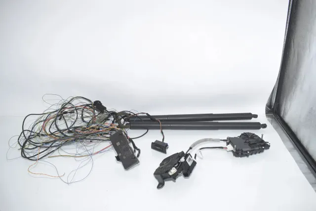 Electric Tailgate Opening Kit