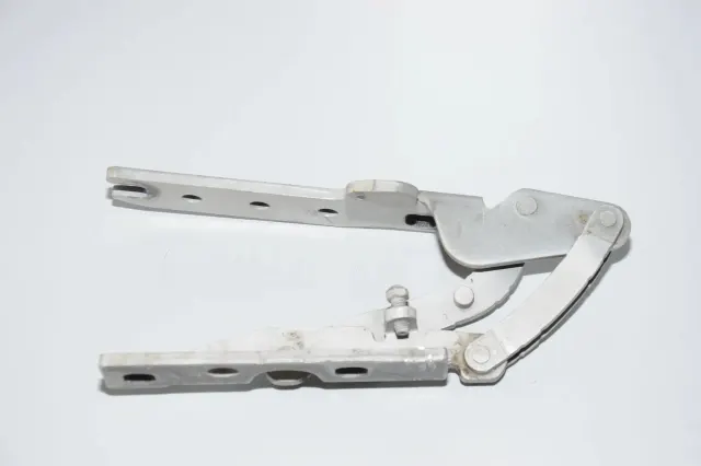 Front Left Bonnet Hinge