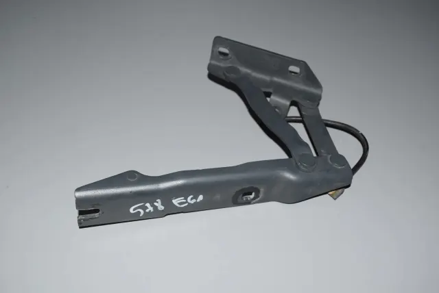 Front Right Bonnet Hinge