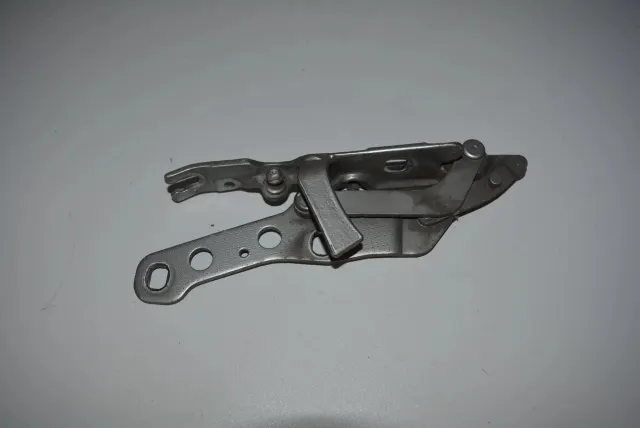Front Right Bonnet Hinge