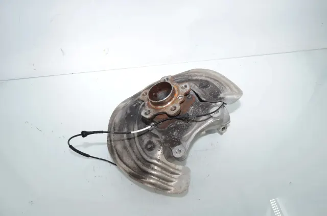 Front Left Wheel Hub