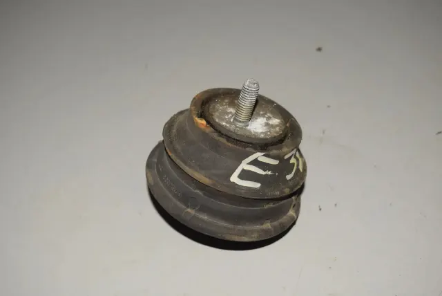 Right Side Engine Mount