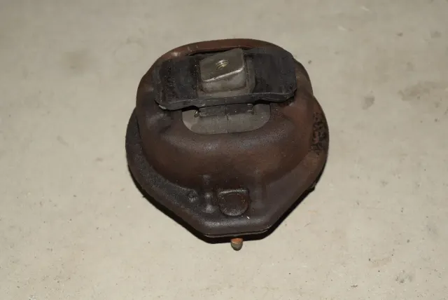 Left Side Engine Mount