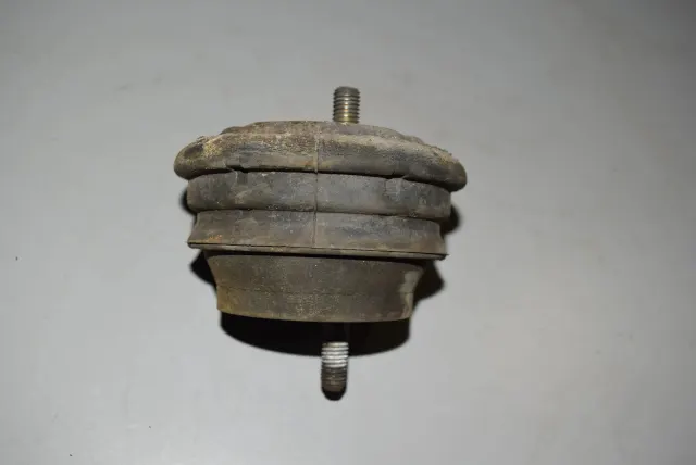 Right Side Engine Mount