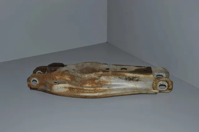 Rear Right Lower Control Arm