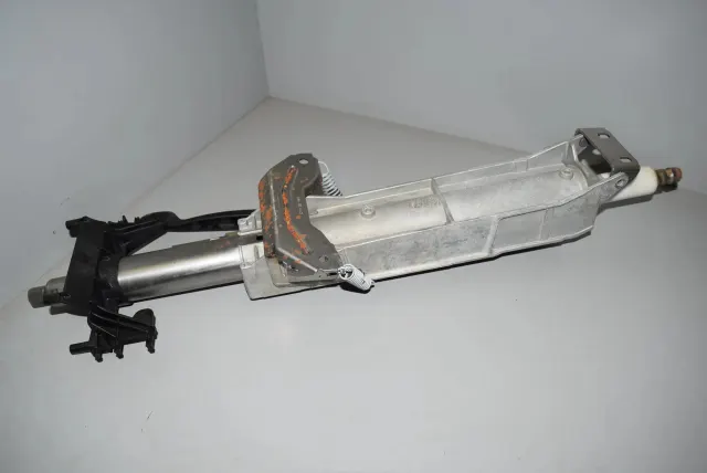Steering Wheel Adjustment Mechanism
