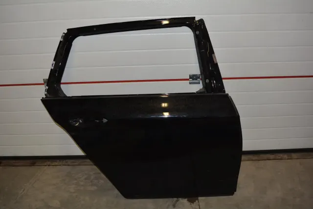 Rear Right Door