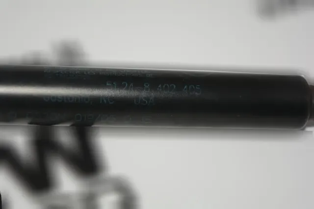Right Side Tailgate Gas Strut