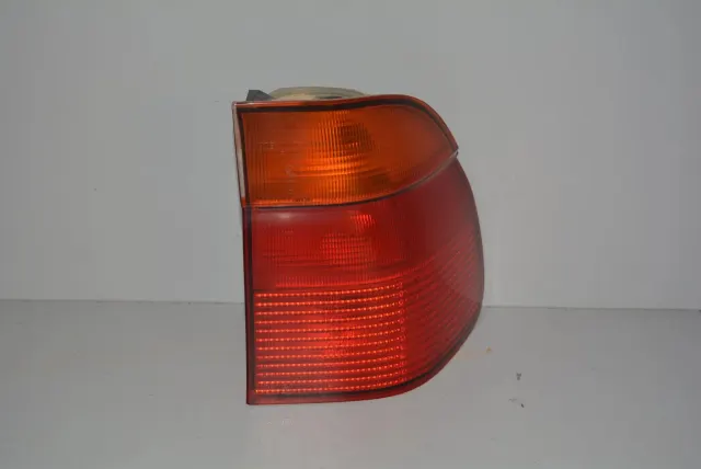 Rear Right Tail Light