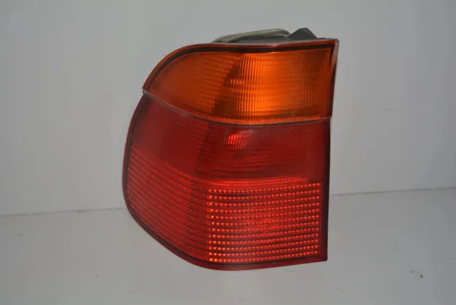 Rear Left Tail Light