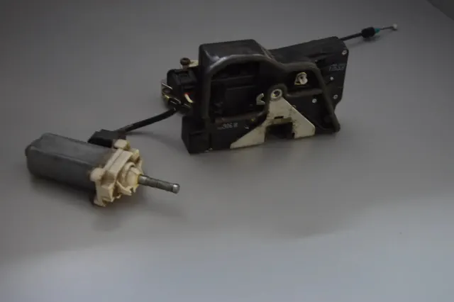 Front Right Door Lock