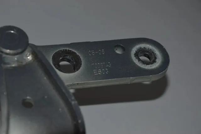 Left Side Bootlid Hinge