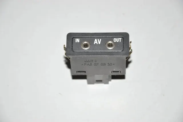 USB/AUX-In Socket Port