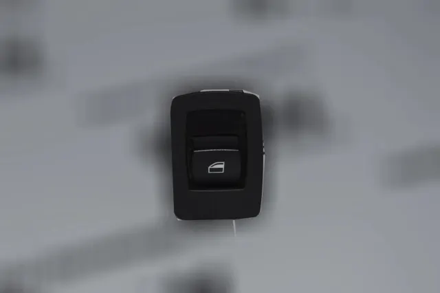 Rear Right Door Window Switch