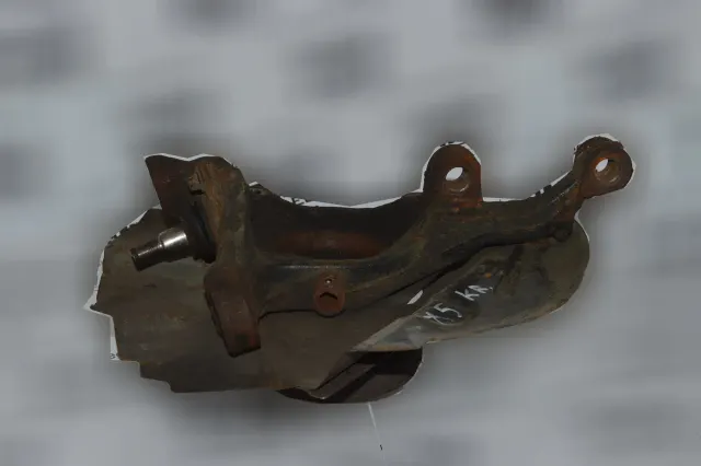 Front Left Wheel Hub