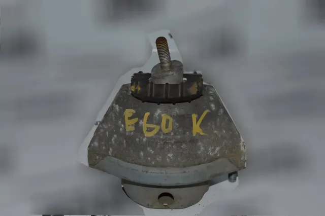 Left Side Engine Mount