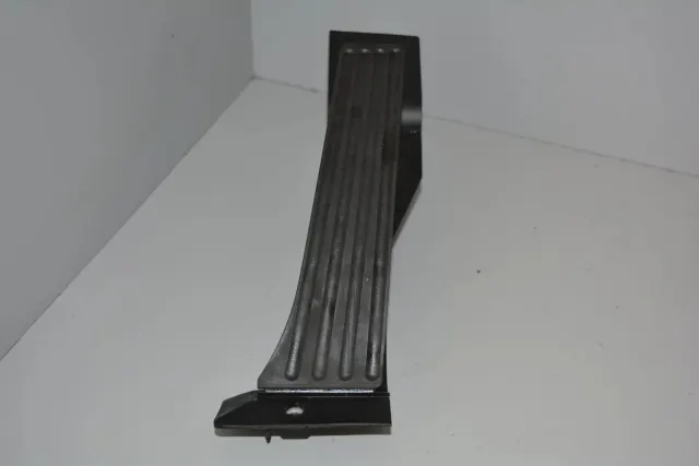 Throttle Pedal