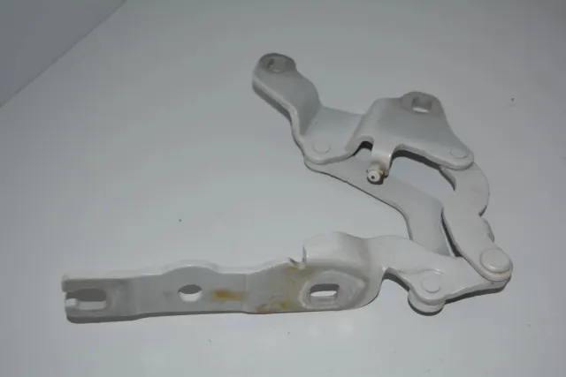 Front Left Bonnet Hinge