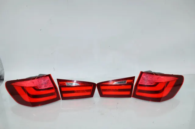 Rear Tail Light Set