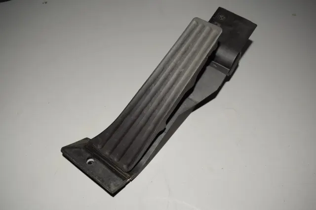 Throttle Pedal