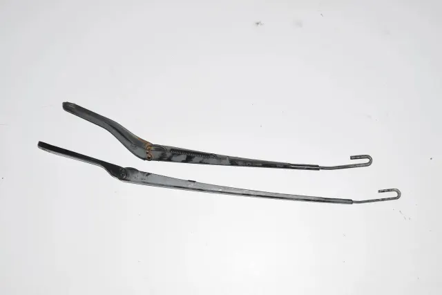 Front Wiper Arms